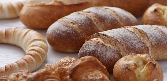 マヌカハニーに合うパンの種類をご紹介！素朴な味わいのパンがおすすめ